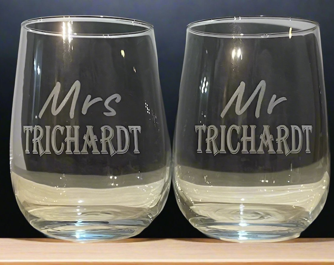 Wine Glass Set - Mr & Mrs